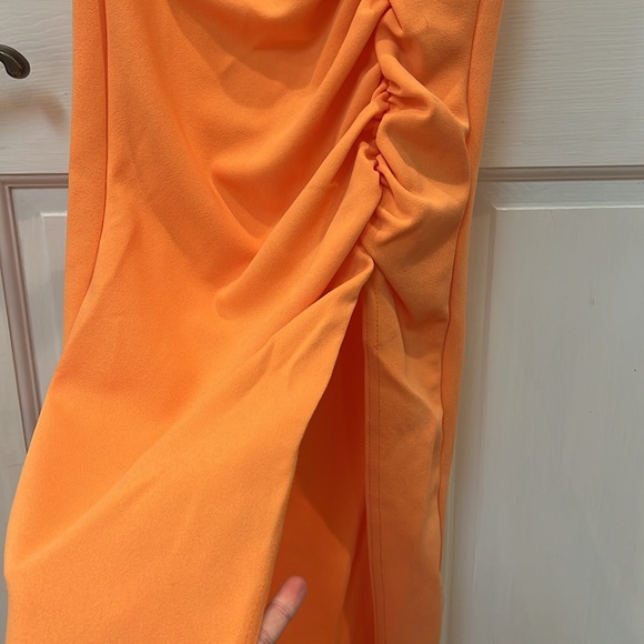 Brand: Pretty Little Thing 
Size: 2 
Color: Orange - Picture 2 of 3